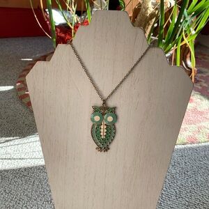 Vintage Boho Enamel Owl Pendant Necklace Green Turquoise Brass Tone Long Chain
